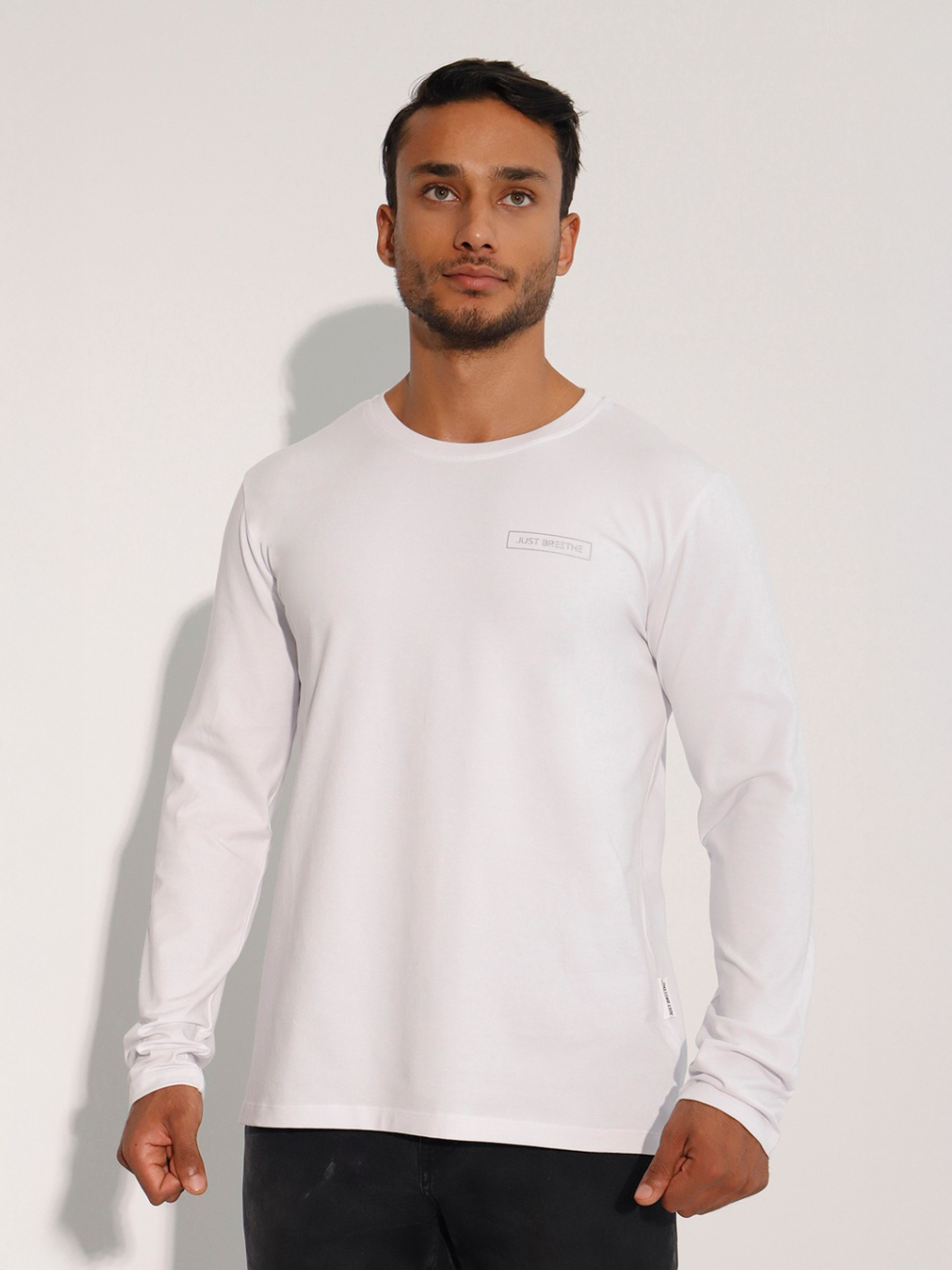 Men's White Long Sleeve Cotton T-Shirt w Print